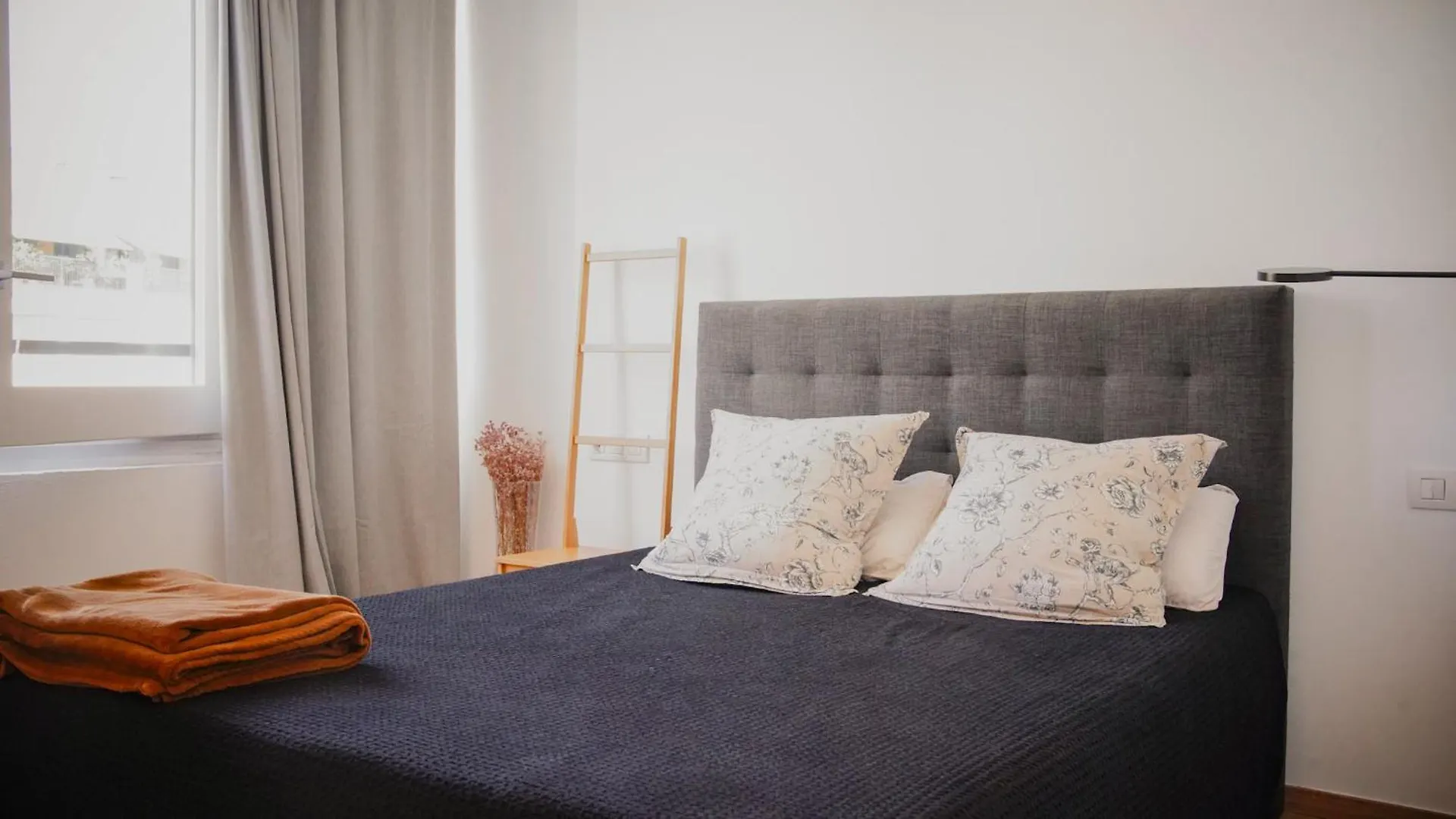 Riverside Duplex Penthouse Girona 0*,