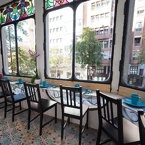 2* B&B 베드 인 히로나