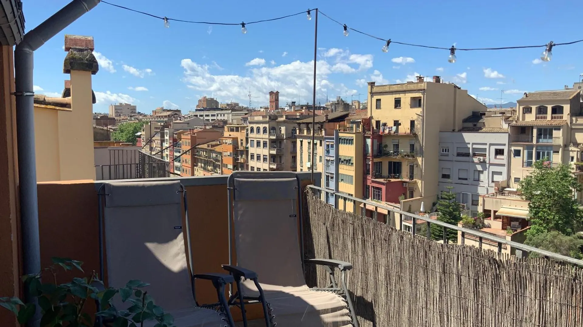Apartment Riverside Duplex Penthouse Girona
