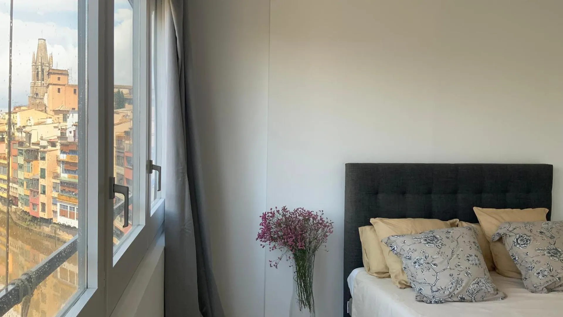 Riverside Duplex Penthouse Girona