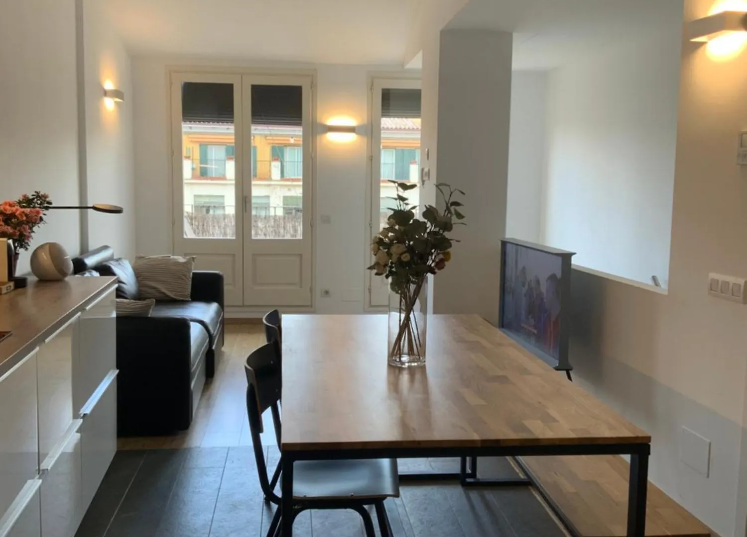 Riverside Duplex Penthouse Girona Apartment