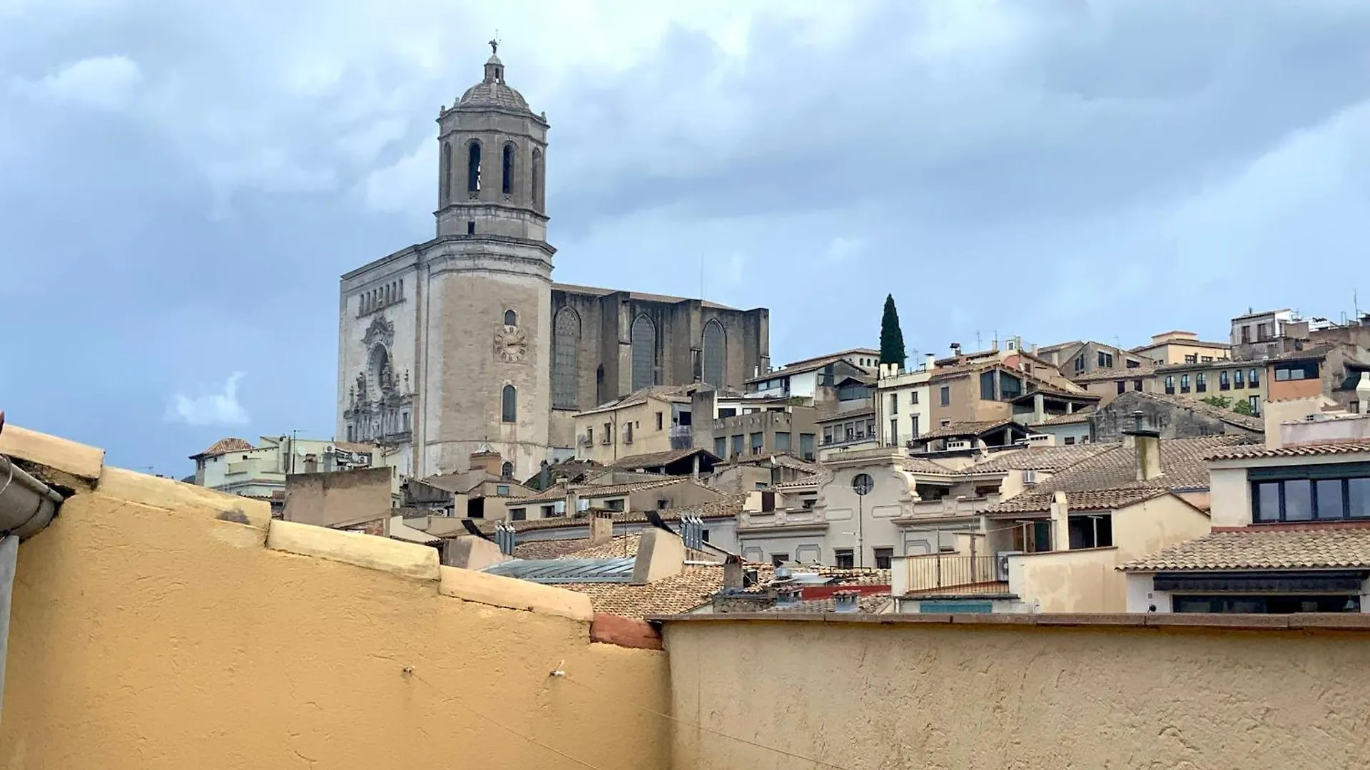 Apartment Riverside Duplex Penthouse Girona Spain